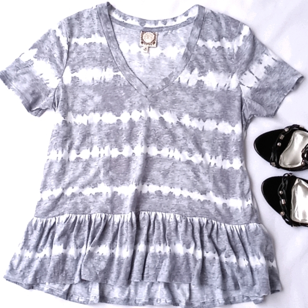 Truself Ruffle Hem Top - Picture 4 of 5